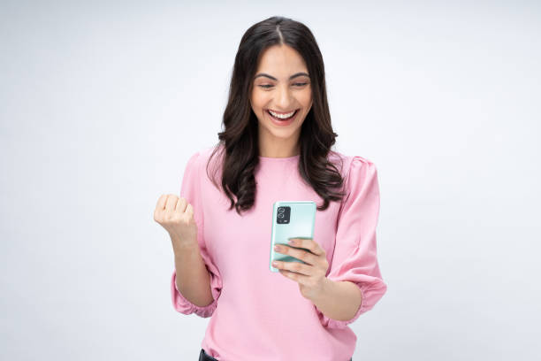 Optimize Campaign Performance via SMM World Services